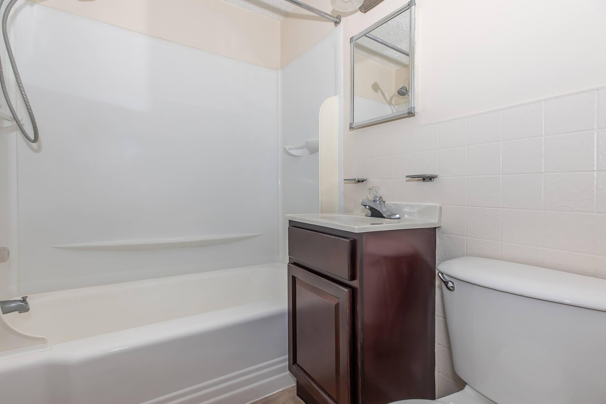 Building Photo - 114 Wayne Rd