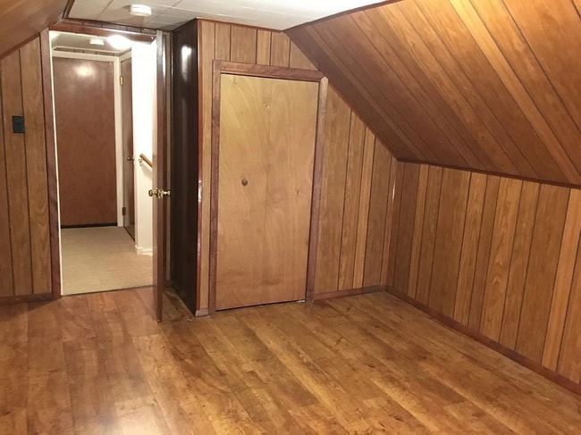 Building Photo - 2621 27th St SW