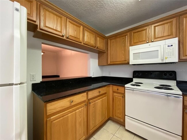 Building Photo - 253 Castlekeeper Pl