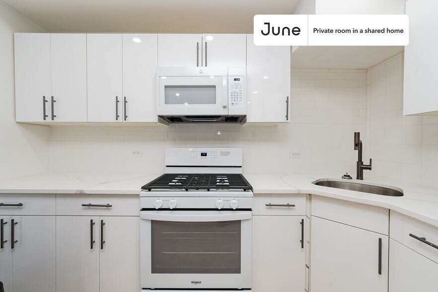 Building Photo - Room in Shared 3 bed/1 bath home in Bedford-Stuyvesant