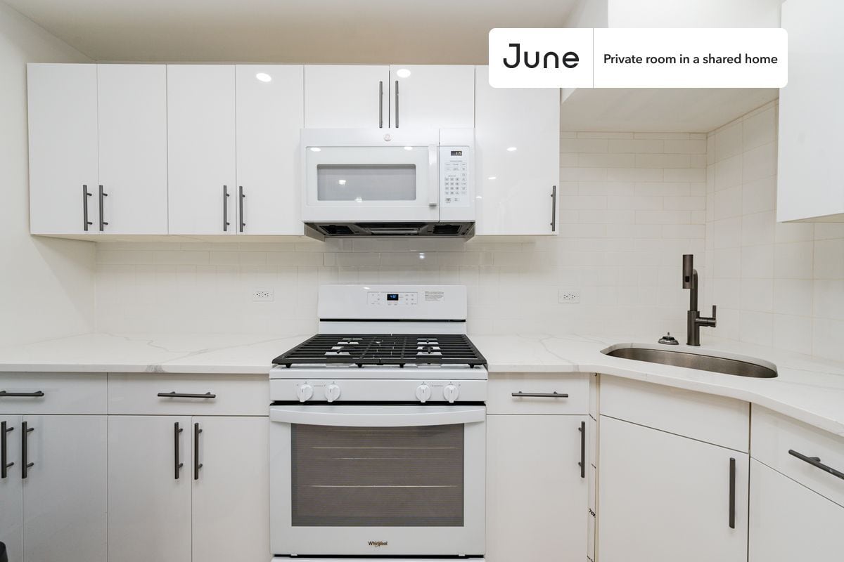 Building Photo - Room in Shared 3 bed/1 bath home in Bedford-Stuyvesant