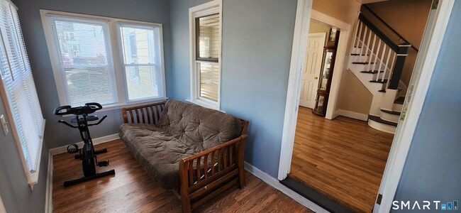 Building Photo - 52 Davis St