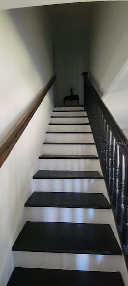 Building Photo - 416 W Howry Ave