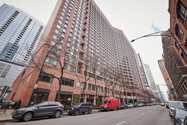 Building Photo - 211 E Ohio St