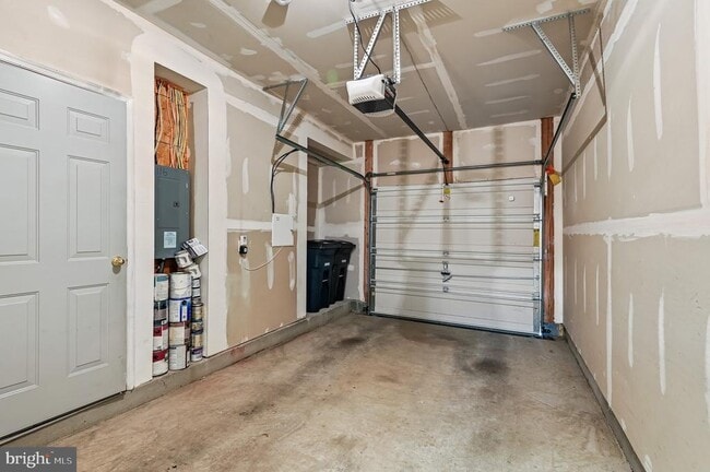 Building Photo - 12328 ROLLYS Ave