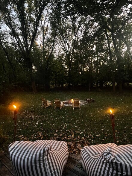 Backyard (included) - 656 S Circle Ave