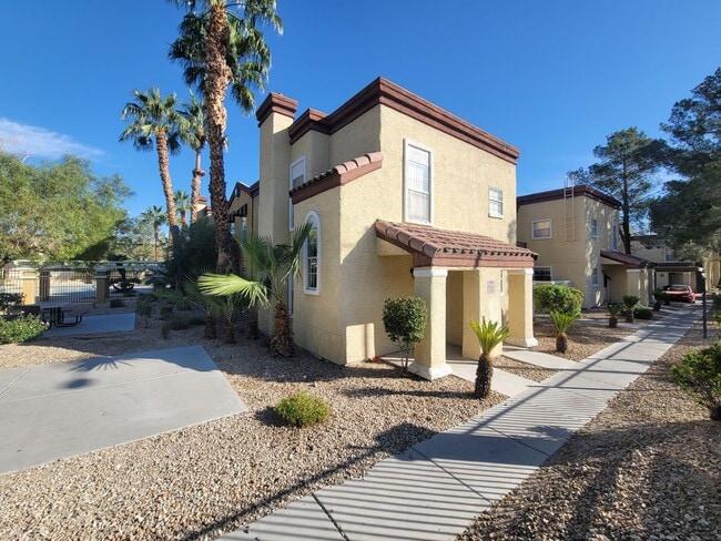 Primary Photo - 2801 N Rainbow Blvd