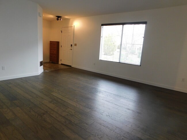 Building Photo - 34507 SE Osprey Ct