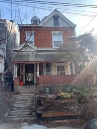 Building Photo - 2/1 Apartment in Highland Park - Available Now!