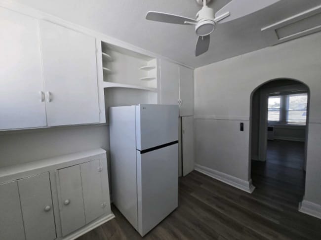 Building Photo - 2904 W Chestnut St