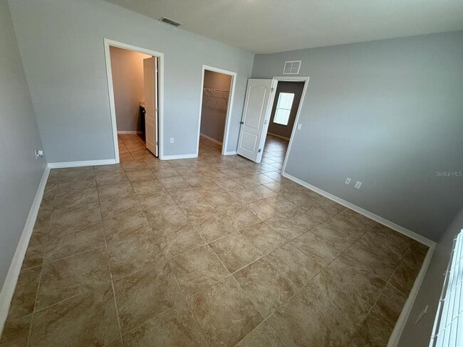 Building Photo - 754 Chinoy Rd