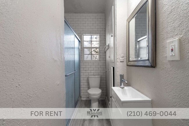 Building Photo - 614 Fulton Ave