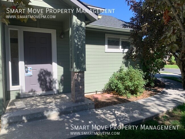Primary Photo - 9978 W Sleepy Hollow Ln