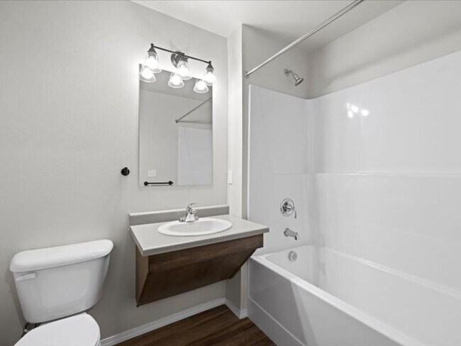 Building Photo - 6405H Chapel Hill Blvd