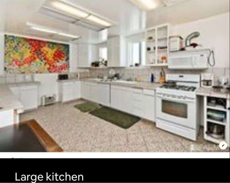 Primary Photo - 678 Nebraska St
