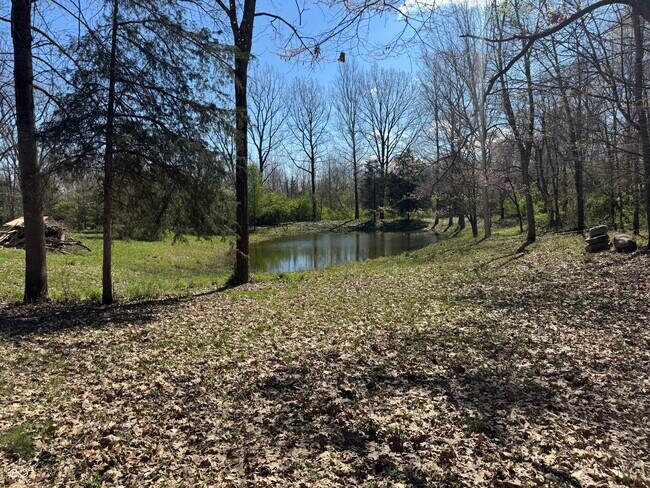 Building Photo - 1365 W Stones Crossing Rd