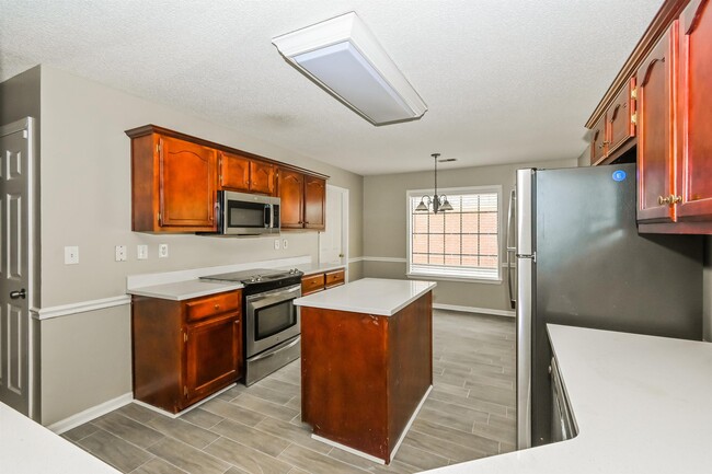 Building Photo - 7764 Shadow Glen Ln