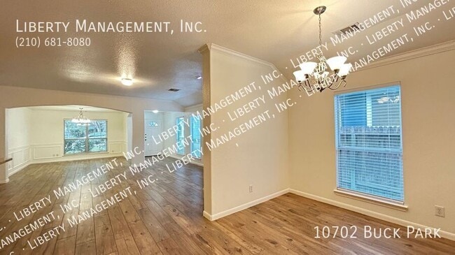 Building Photo - 10702 Buck Park