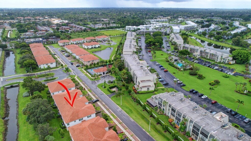 Building Photo - 6851 Broadwater Ln