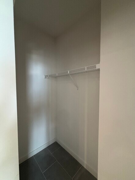 Building Photo - 1990 NW 1st Pl