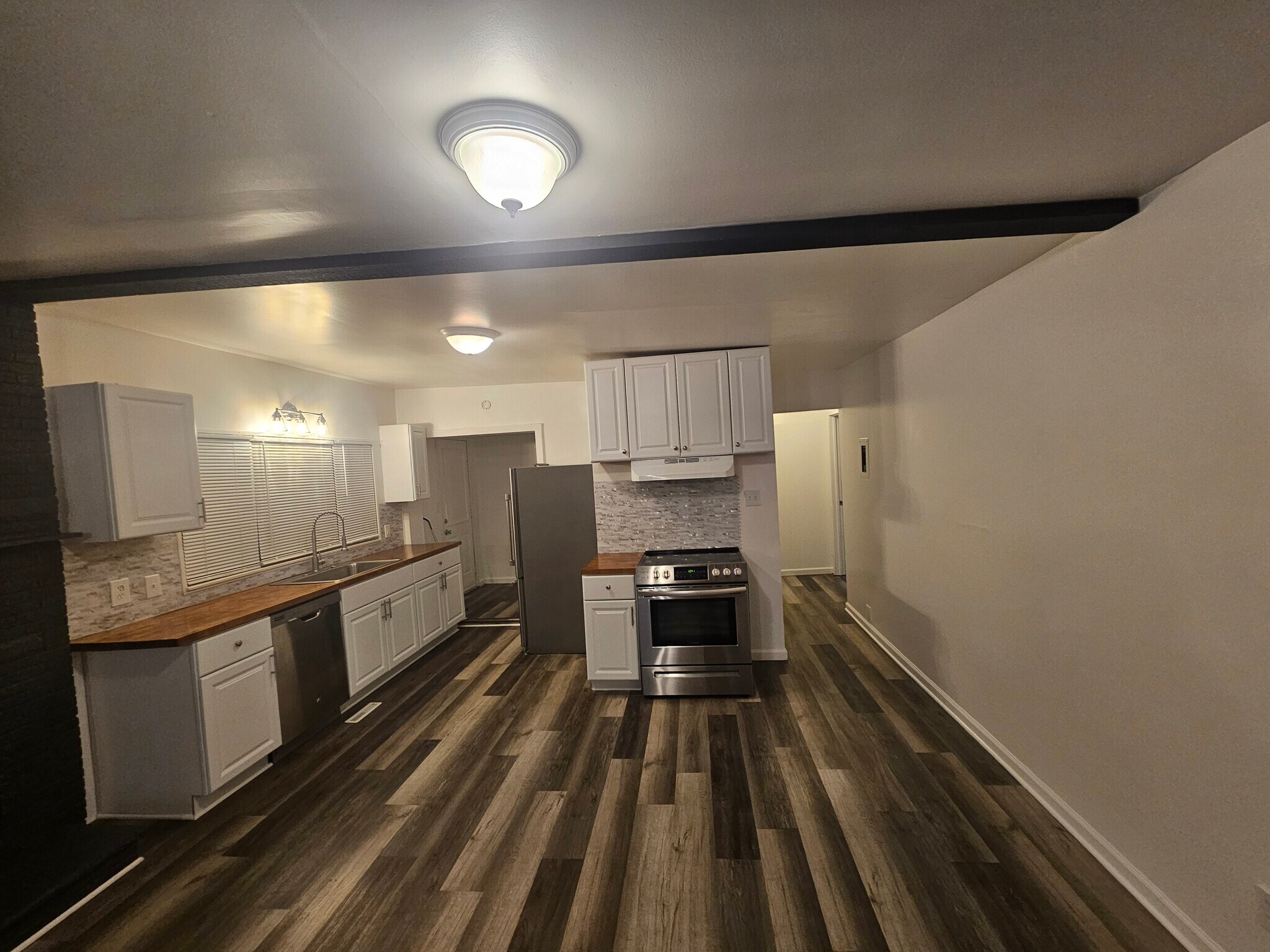 Building Photo - 37252 Jefferson Ave