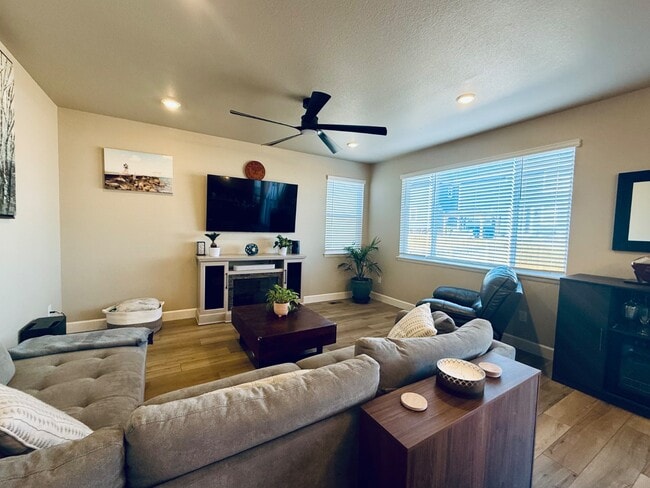 Building Photo - Nearly-New 4-Bed in Terrain with Deck, Office, and Resort-Style Amenities