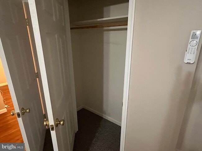 Building Photo - 2289 Potomac Rd