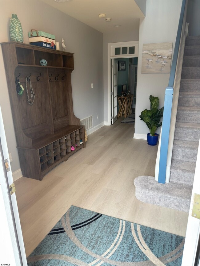 Building Photo - 32 S Coolidge Ave