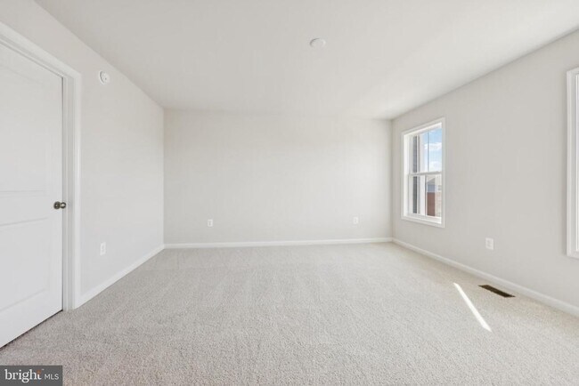 Building Photo - 8816 Selby Ct
