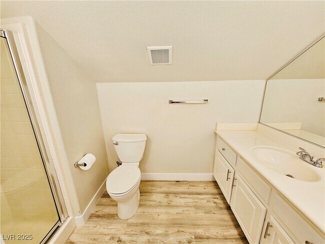 Building Photo - 777 Valley Rise Dr