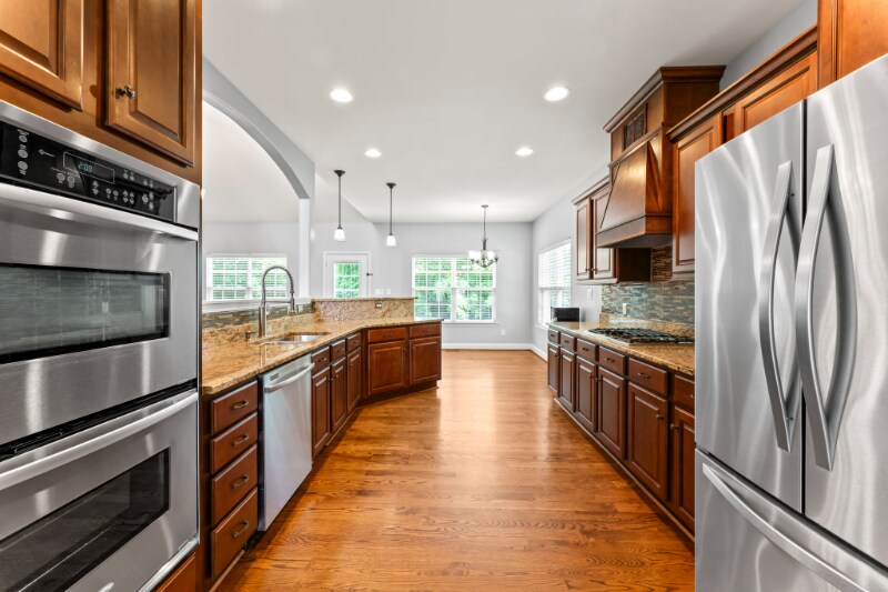 Building Photo - 1002 Glessner Dr