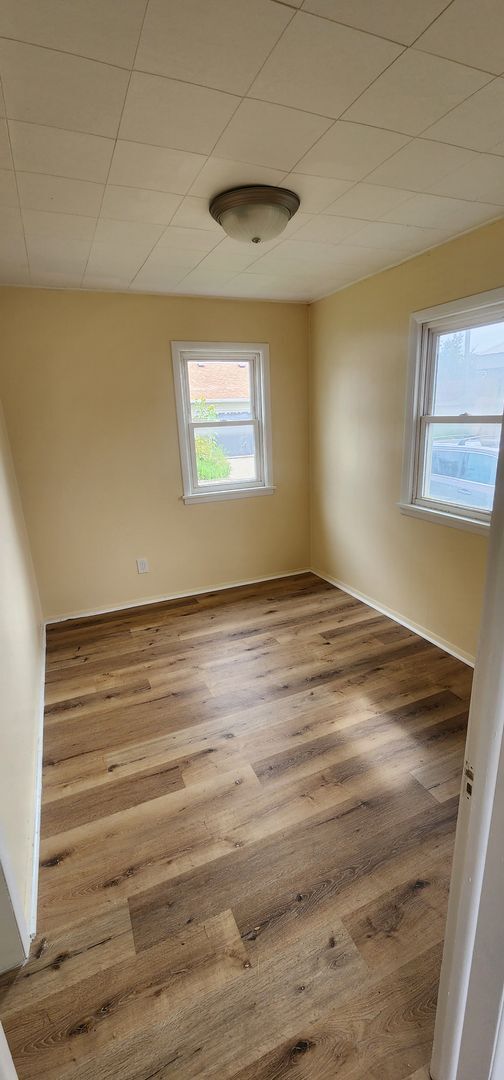 Building Photo - 1 bed 1bath home