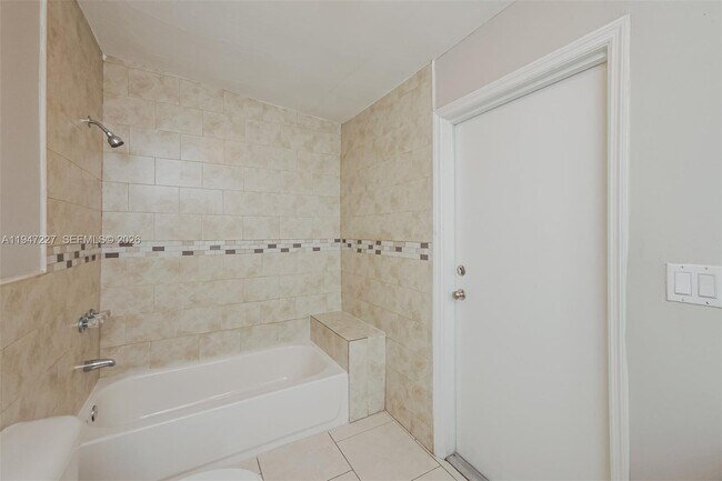 Building Photo - 16410 NW 20th Ave