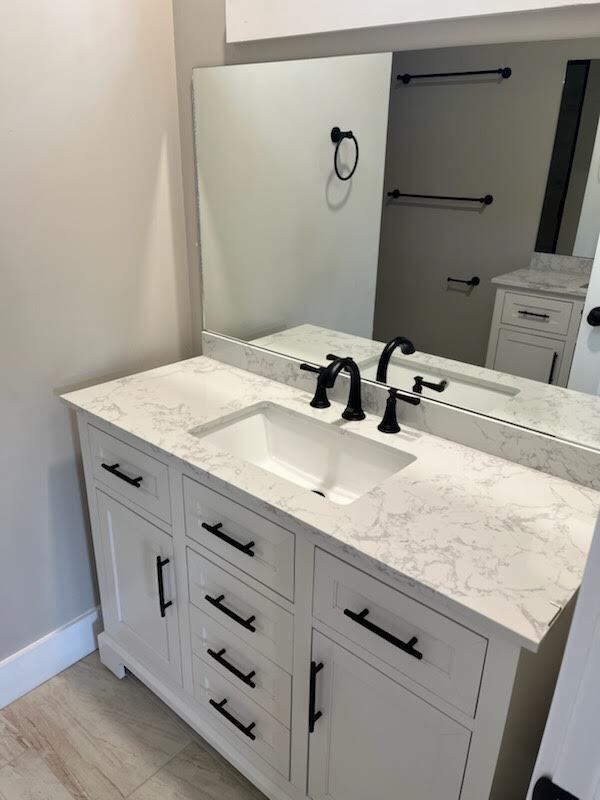 Building Photo - 37 Alex Dr