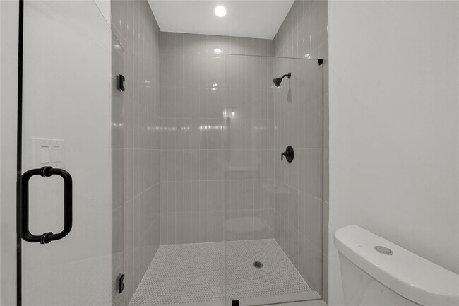 Building Photo - 8402 Double