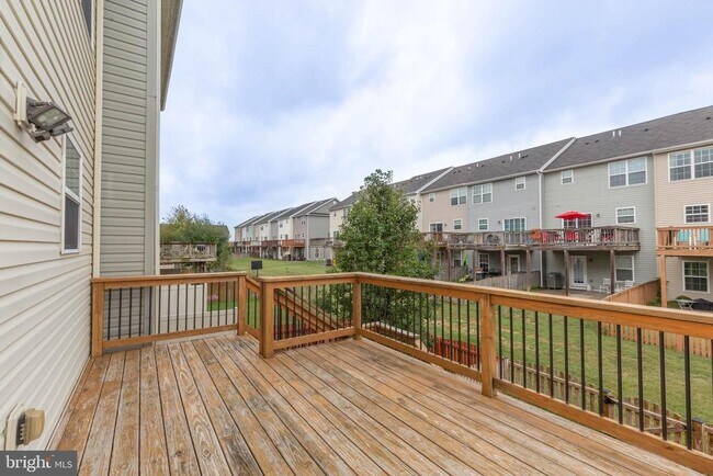 Building Photo - 228 Morlatt Ln