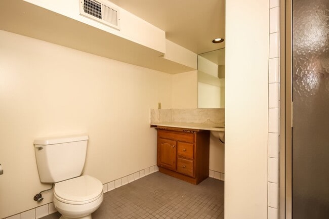 Building Photo - Available for Reservation 2026-27