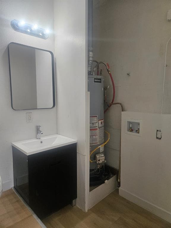 Building Photo - 1300 Hondo St