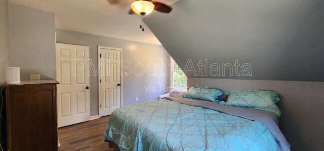 Building Photo - 185 Autumn Moon Trail
