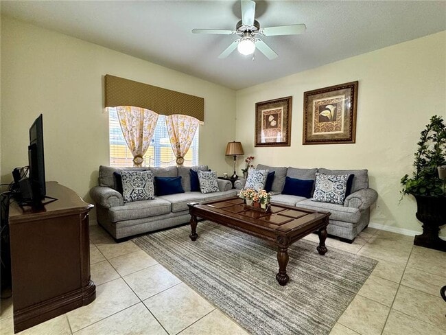 Building Photo - 8977 Coco Palm Rd