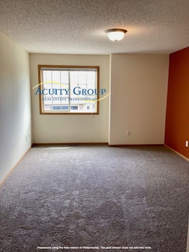 Building Photo - Three Bedroom Otsego, MN Townhome for Rent
