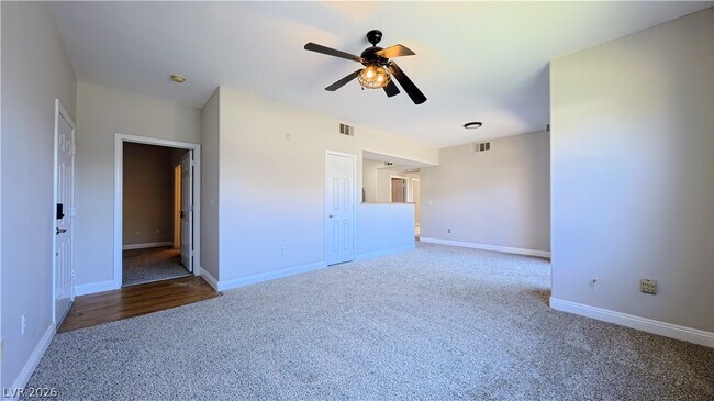 Building Photo - 8000 W Badura Ave