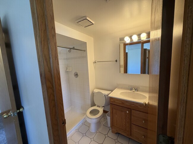 Building Photo - 8659 Meade Ave