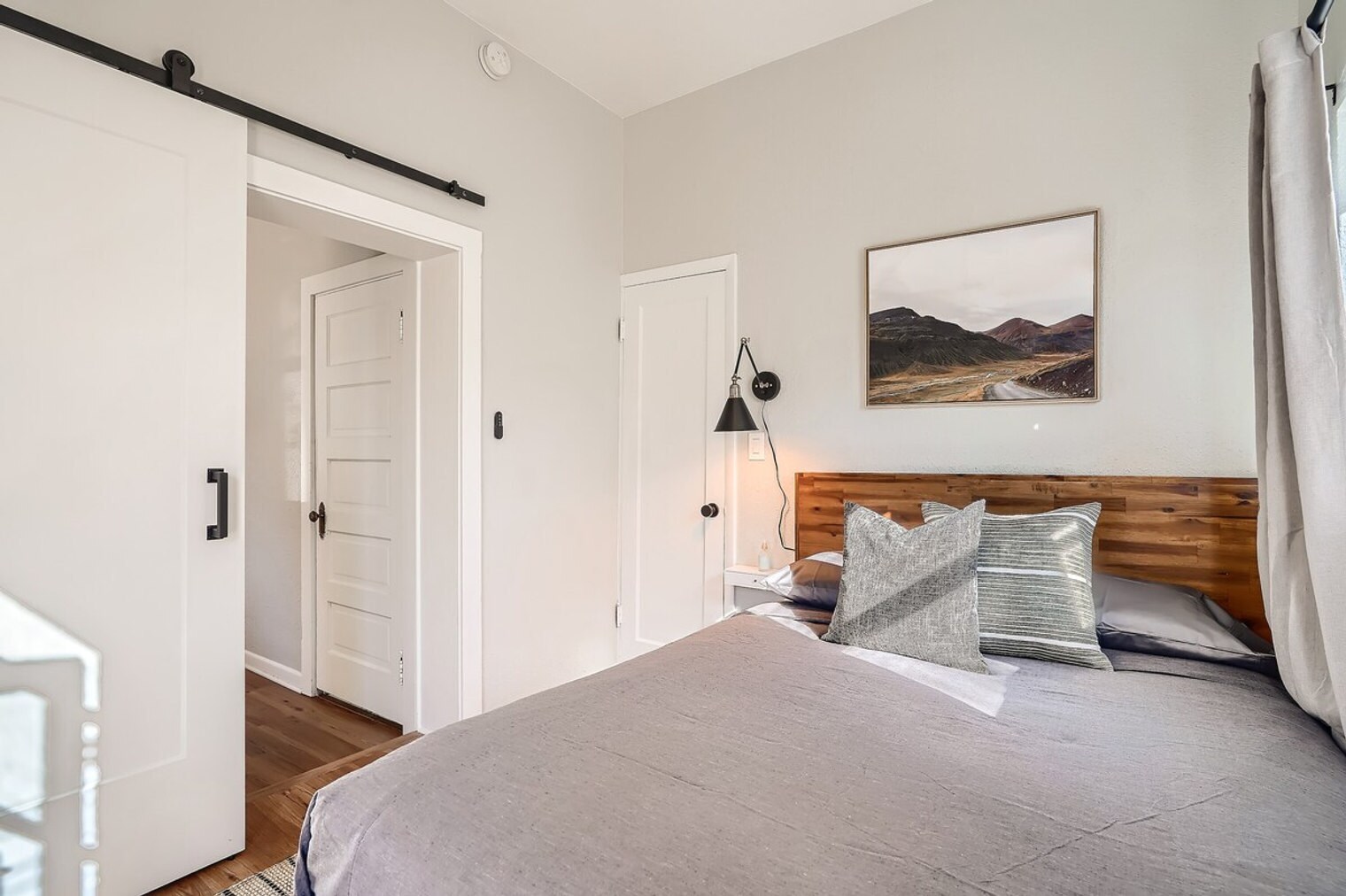 Building Photo - 601 S Pennsylvania St