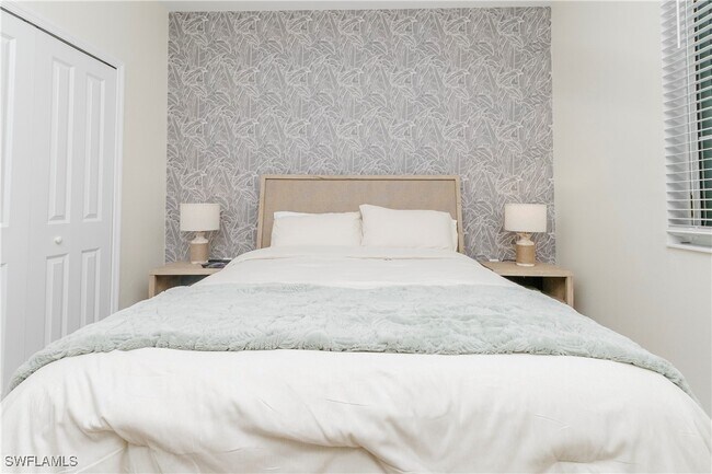 Building Photo - 5555 Double Eagle Cir