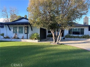 Building Photo - 22315 Kittridge St