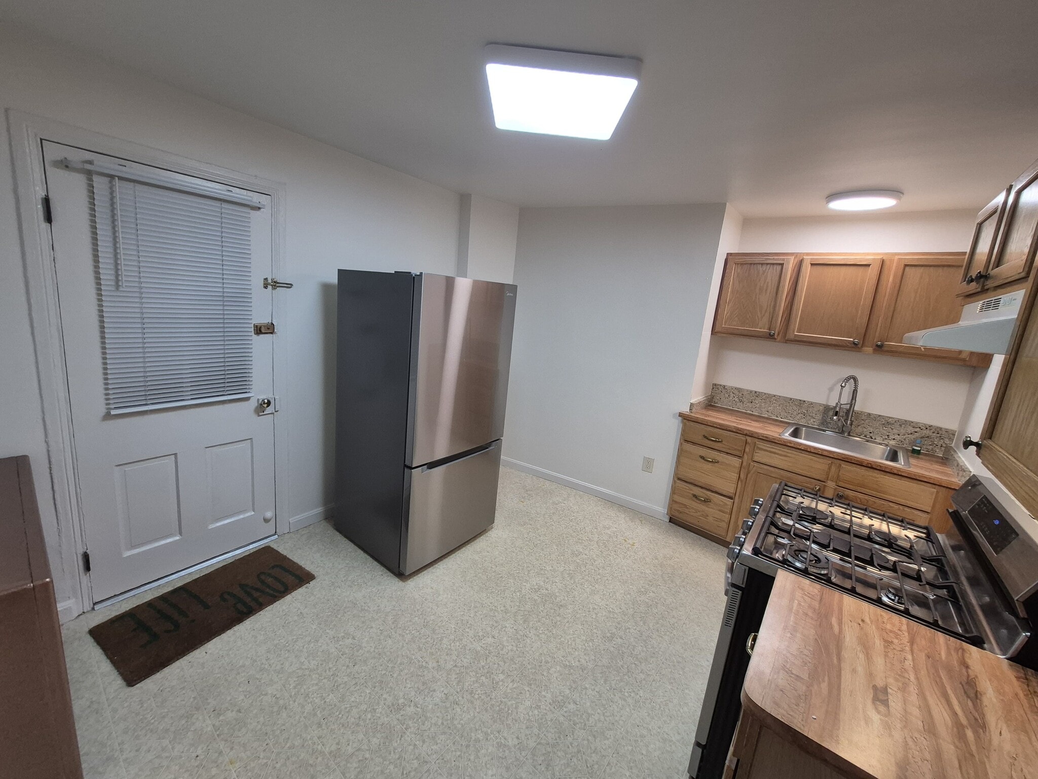 Building Photo - 366 W Patrick St