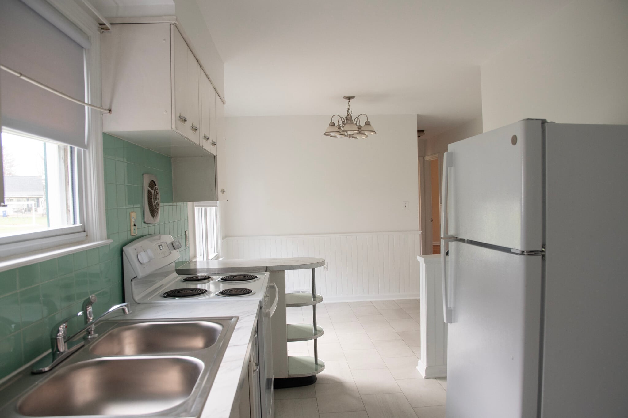 Building Photo - 1349 Lititz Rd