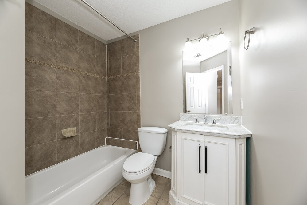 Building Photo - 7053 Civic Club Dr