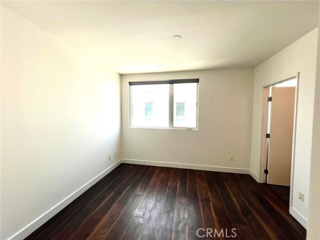 Building Photo - 6016 W Beachwood Ln